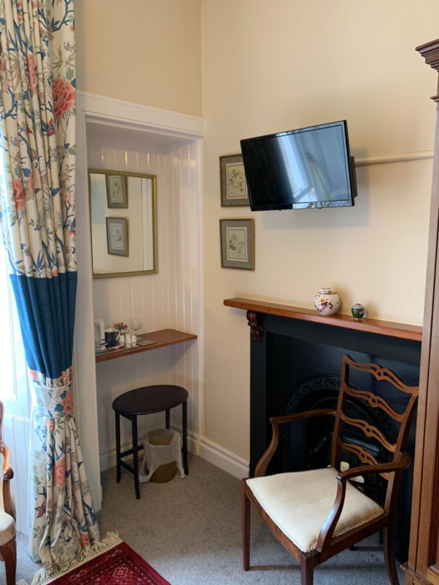 Leven House Bed And Breakfast Crieff Buitenkant foto