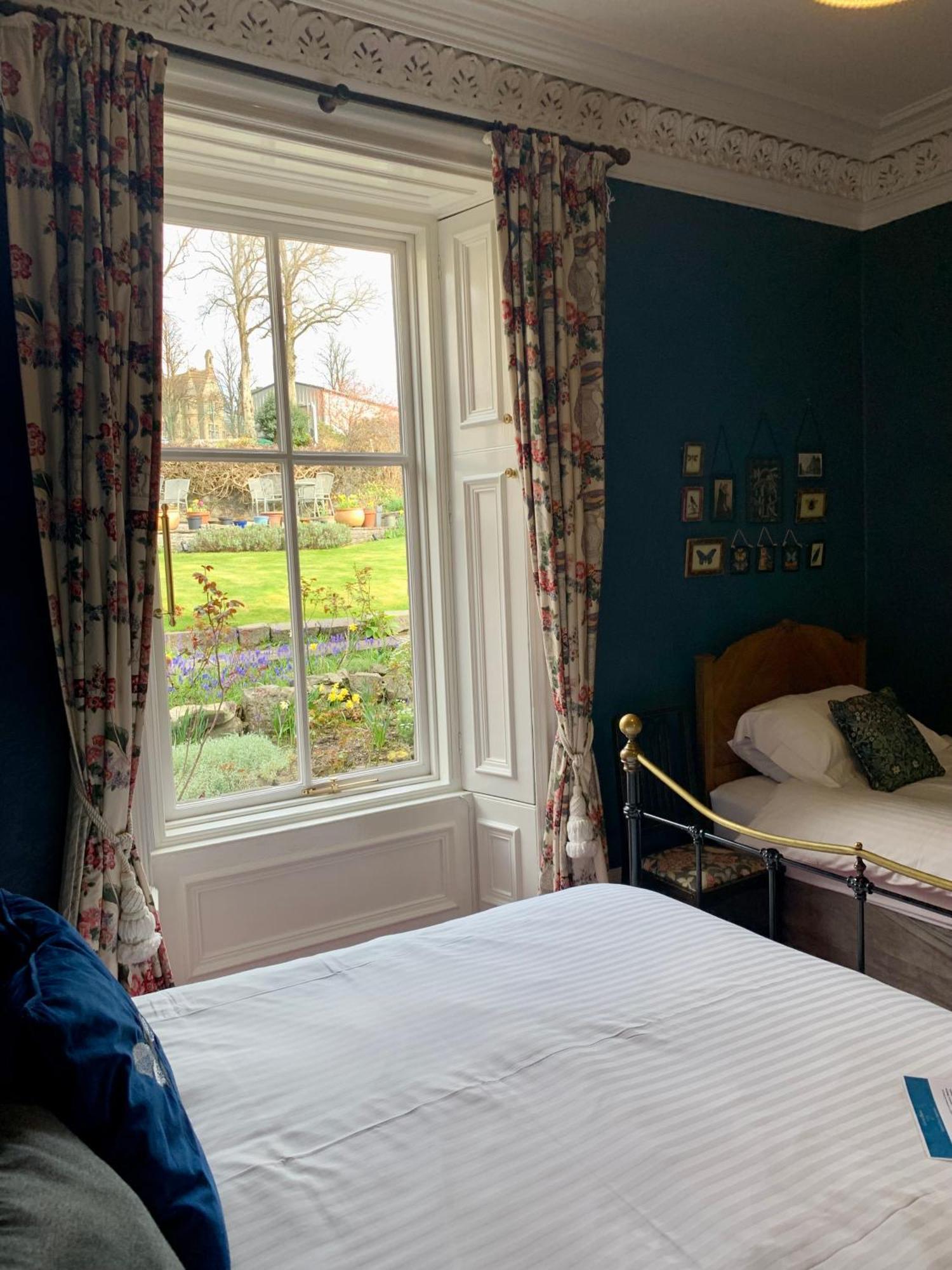 Leven House Bed And Breakfast Crieff Buitenkant foto